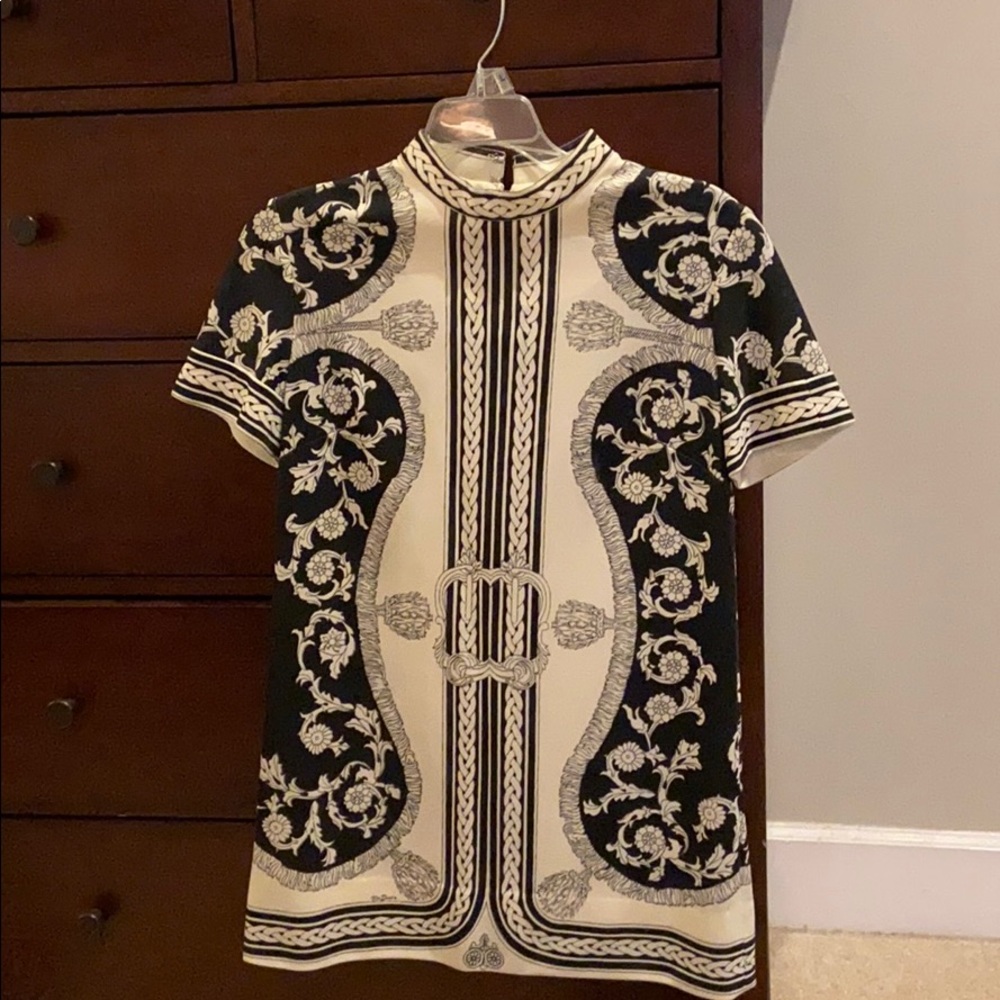 Mr. Dino black/white vintage top.